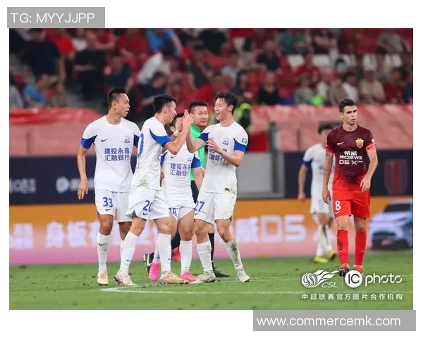 中超赛场上邦本宜裕精彩破门助力球队逆转胜利的精彩瞬间 中超赛场上邦本宜裕精彩破门助力球队逆转胜利的精彩瞬间